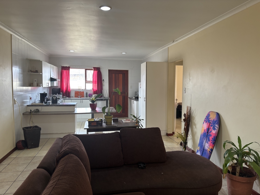 2 Bedroom Property for Sale in Summerstrand Eastern Cape